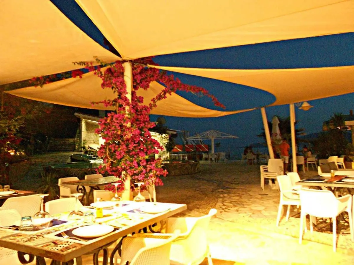Bougainville Bay Resort - Villa 11 Sarandë 0*,