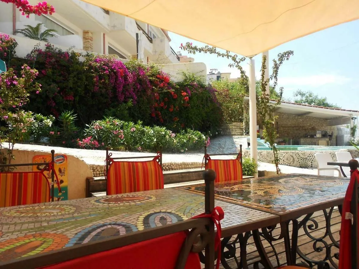 Bougainville Bay Resort - Villa 11 Sarandë